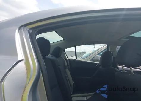 2011 Mazda Mazda3 I Touring from USA, damaged, VIN JM1BL1VF8B1901424